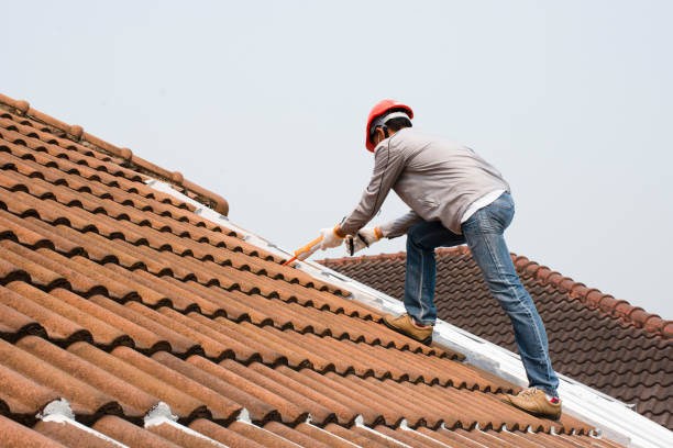 Best Flat Roofing  in Saltville, VA